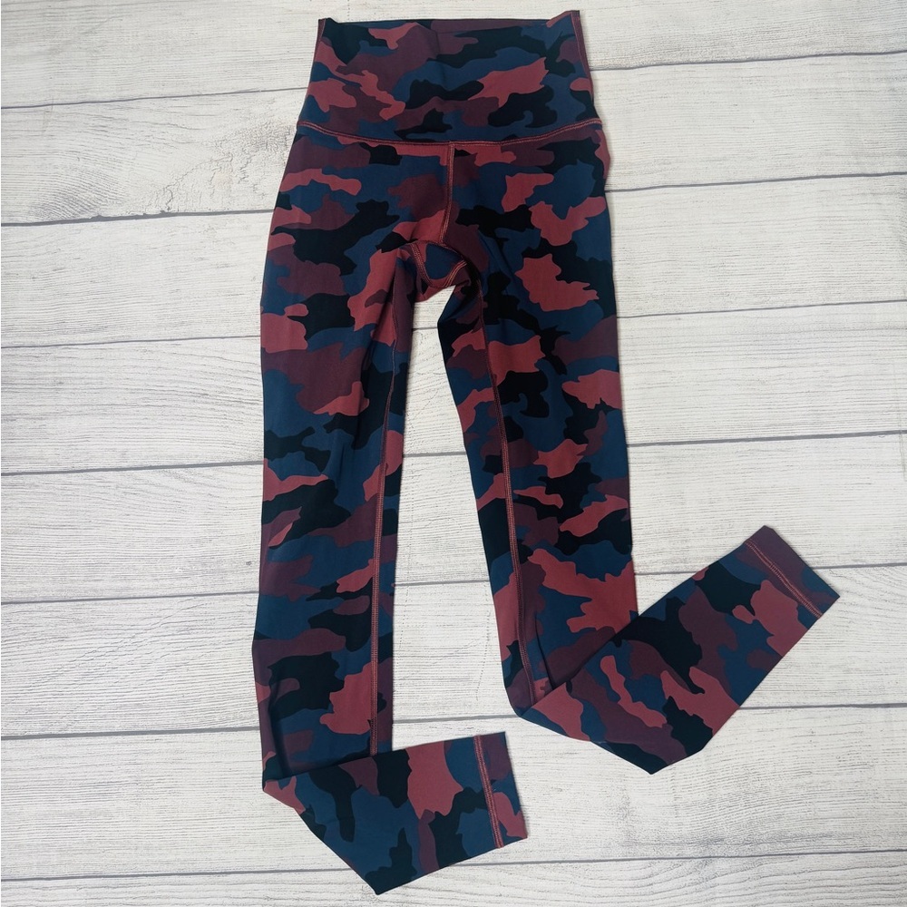 LuluLemon Wunder Train High Rise Leggings Heritage Camo Red Night Sea Size 2